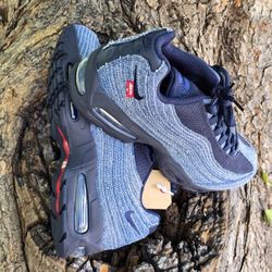 Nike Air Max 95 OG Levi's Obsidian 