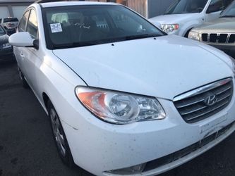 2008 HYUNDAI ELANTRA 4DR SEDAN