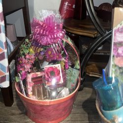 Mother’s Day  Baskets For Sale!