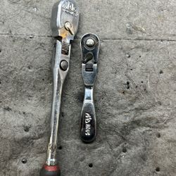 Mac 1/4 Ratchets One Locking Flex Head