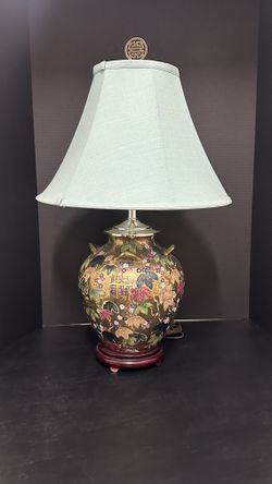 Enamel floral lamp with gold Oriental lamp