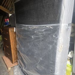 Box Spring 