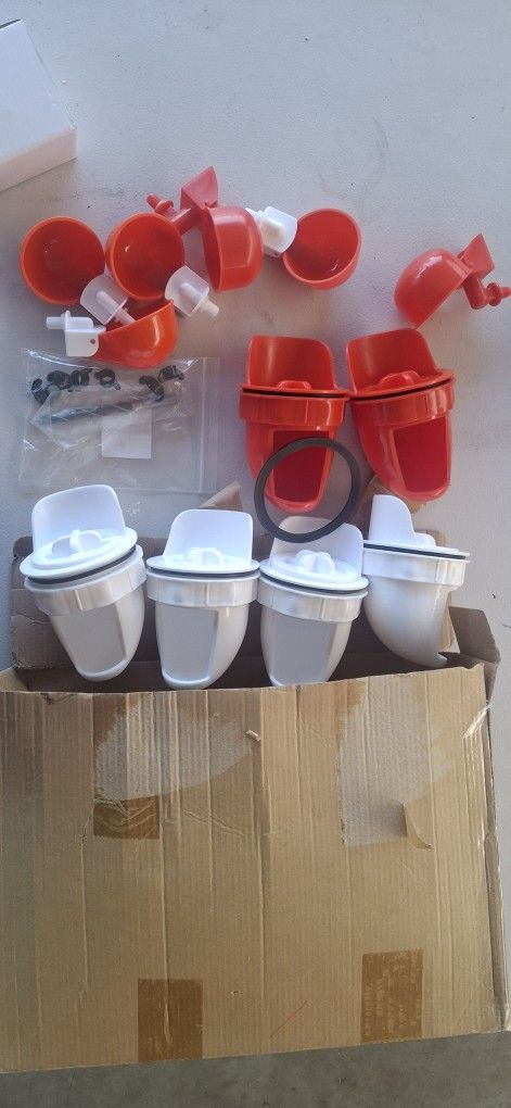 Chicken Feeder 