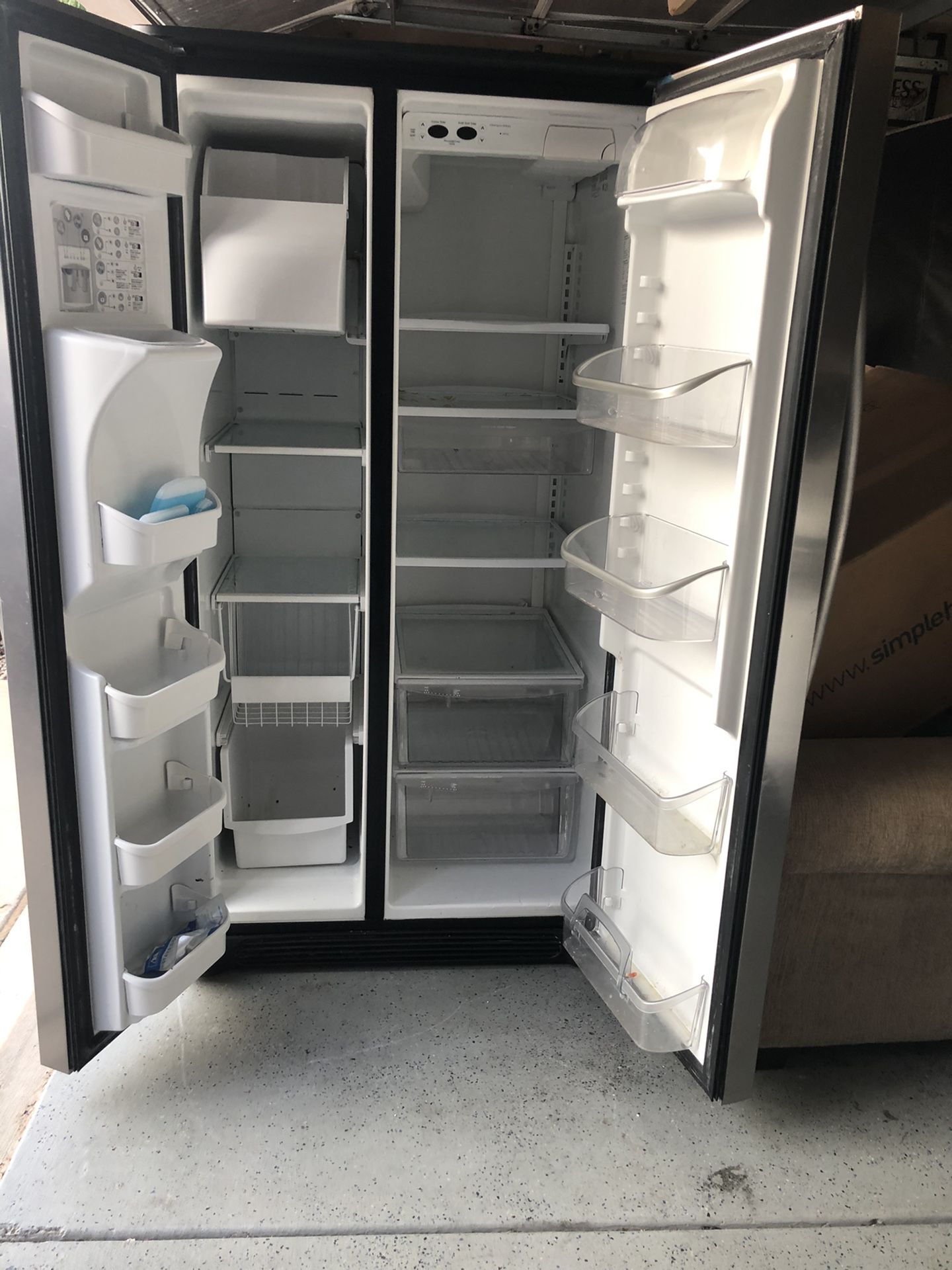 Frigidaire Side by Side Refrigerator Freezer -Reduced