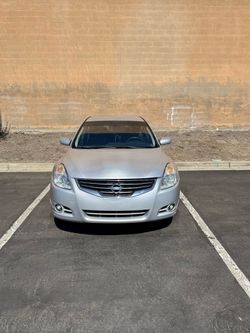 Nissan Altima 2010