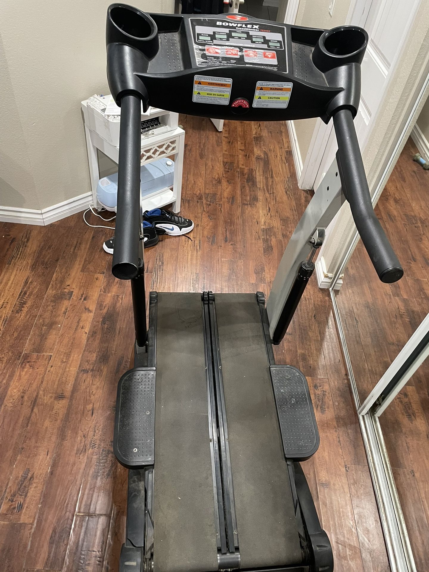 Treadmill ball flex