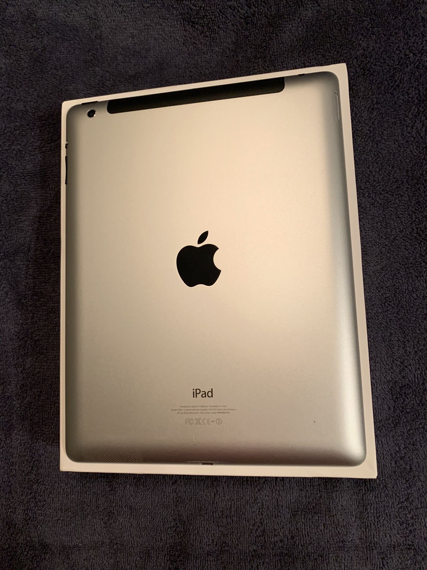 Apple iPad(4th generation)64 GB ,A1460 -Wi-Fi+Cellular (MM)