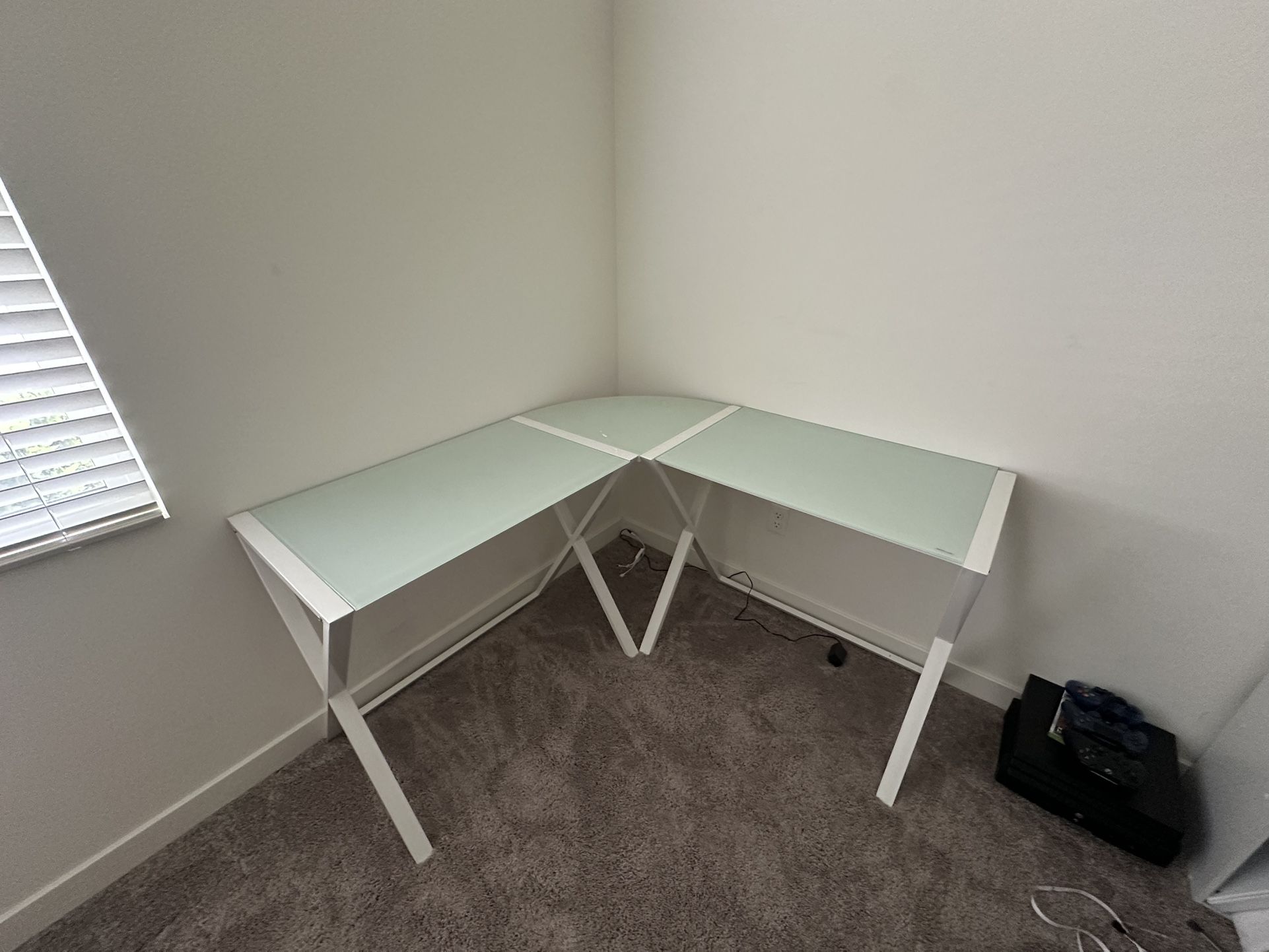 L Shaped Desk
