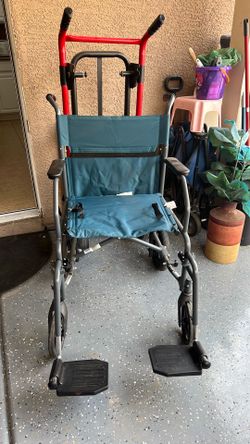Transport wheelchair