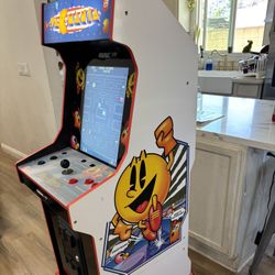 ARCADE 1 up: PAC. MANIA