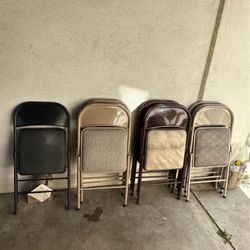 Tengo 11 Sillas En Perfectas Condiciones $90 