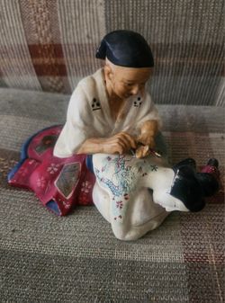 Hakata Figurine, Japan – Geisha and Tattoo Artist Circa 1940s-1950s
Rare!