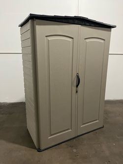 Rubbermaid Shed