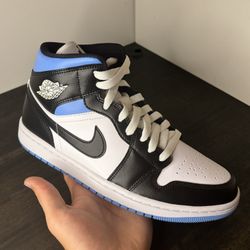 Size 10 - Women’s Nike Air Jordan 1 Mid ‘University Blue’