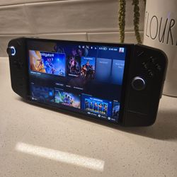 Lenovo Legion Go Z1 Extreme with Steam OS 512GB