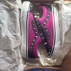 Pearlized Fuchsia Vans 