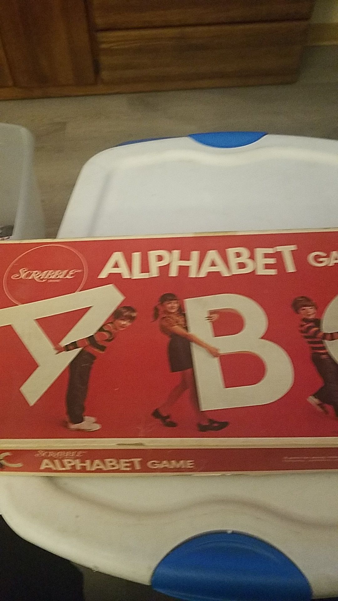1972 Alphabet kids Scrabble game complete