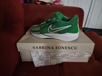 Nike - Sabrina 1 TB