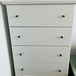 White 5-Drawer Dresser 