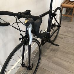 Road Bike 52cm Aluminum Frame Rides Nice