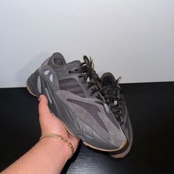 Yeezy Boost 700