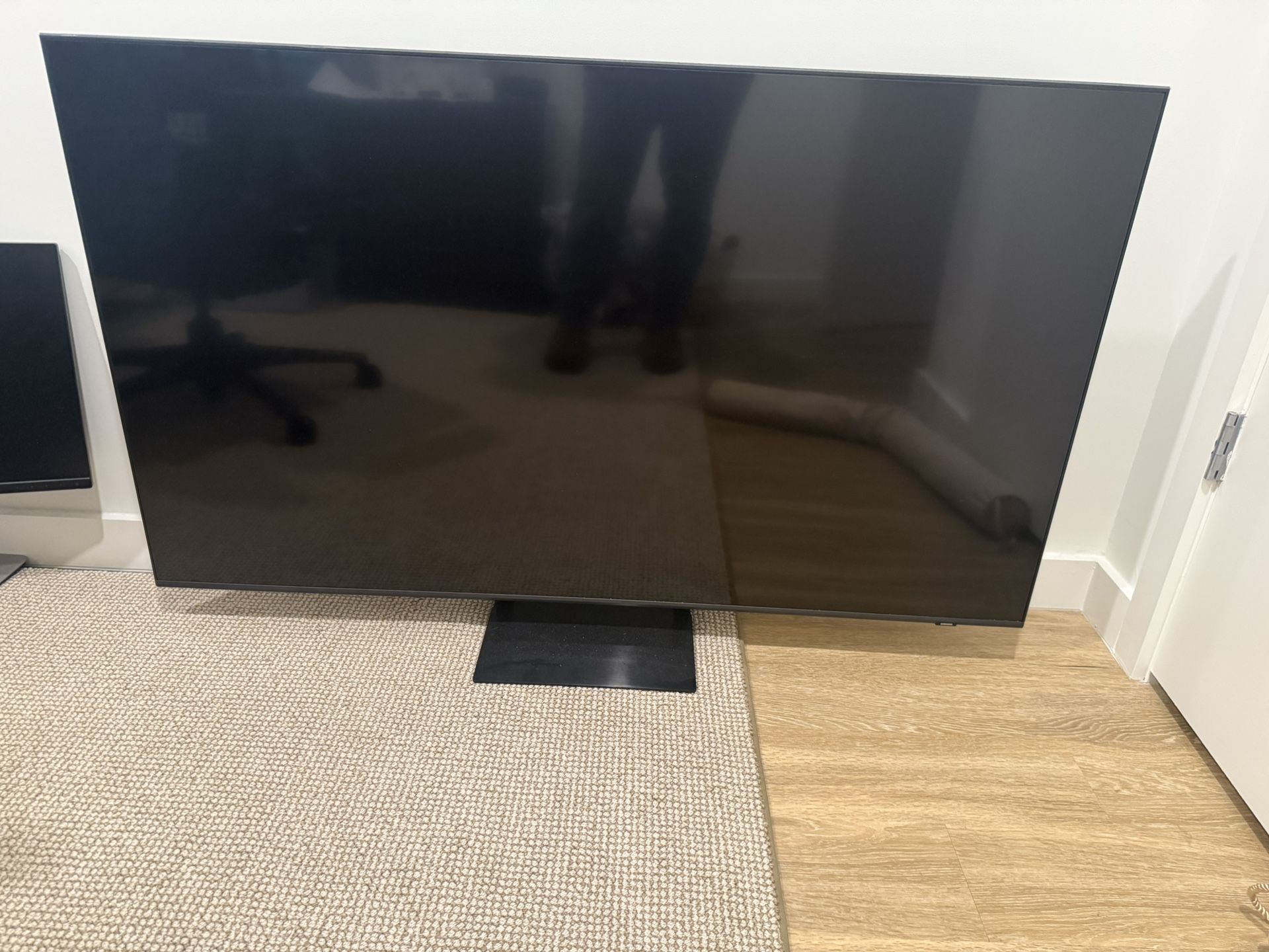 Samsung 55” Smart TV