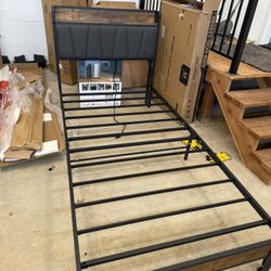 Twin XL Metal Bedframe w/ Plugins