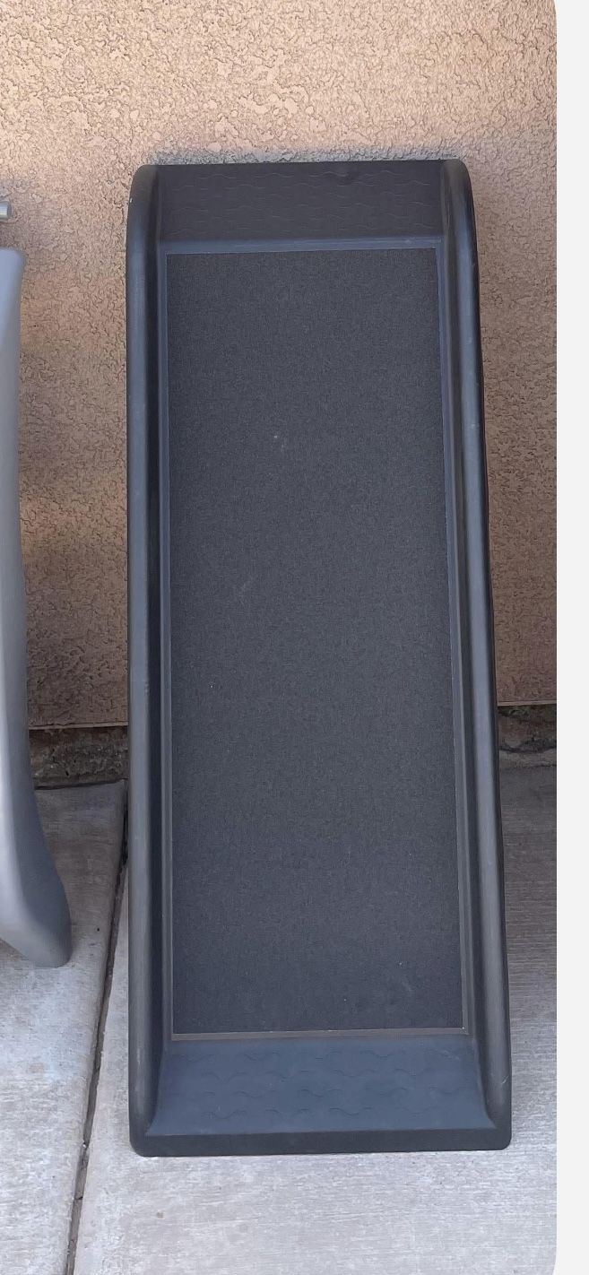 Dog Ramped To Get Into Bed 