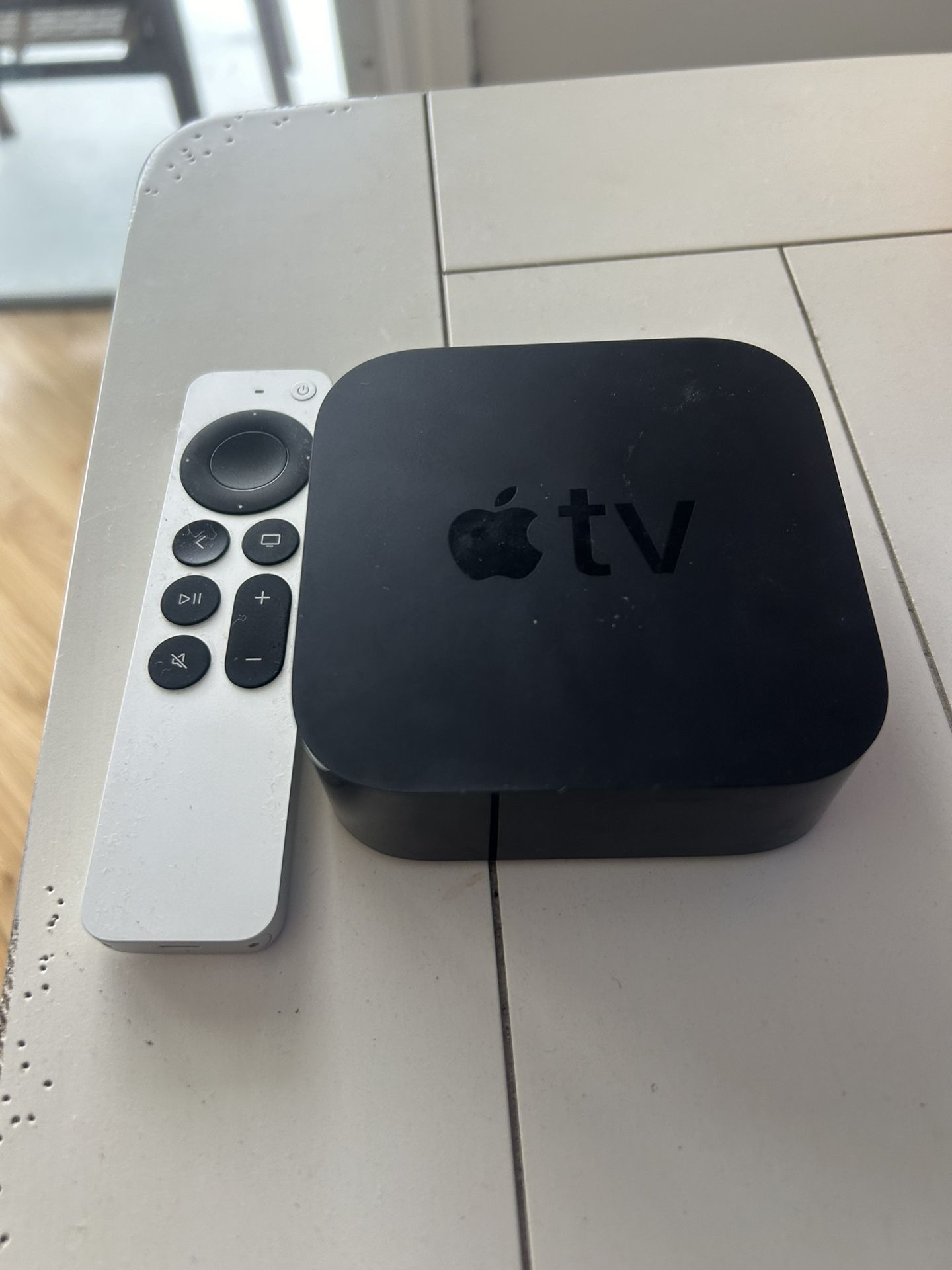 Apple TV Box
