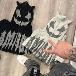 only have grey size small, large . extra large