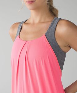 Lululemon Nouveau Limits Tank Flash Light