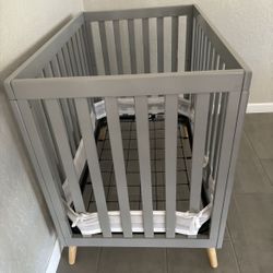 Mini Crib