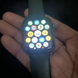 Apple Watch Series 4