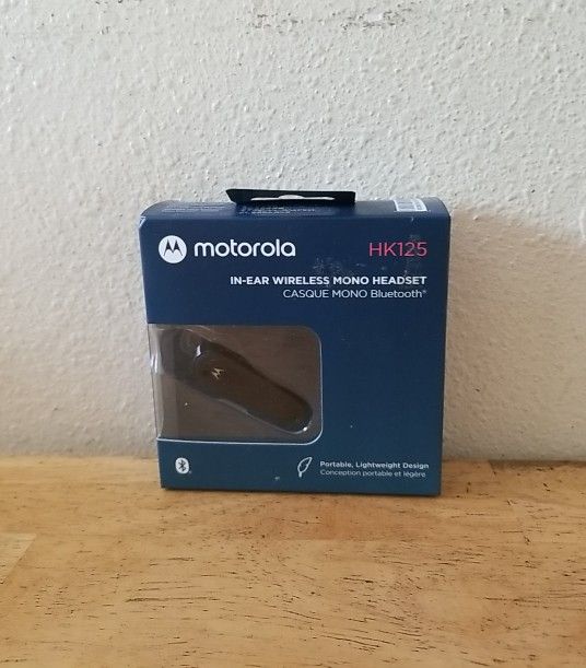 Motorola.  In - Ear Wireless Mono Headset 