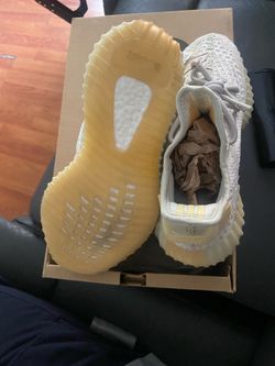 Yeezy Boost 350 V2
