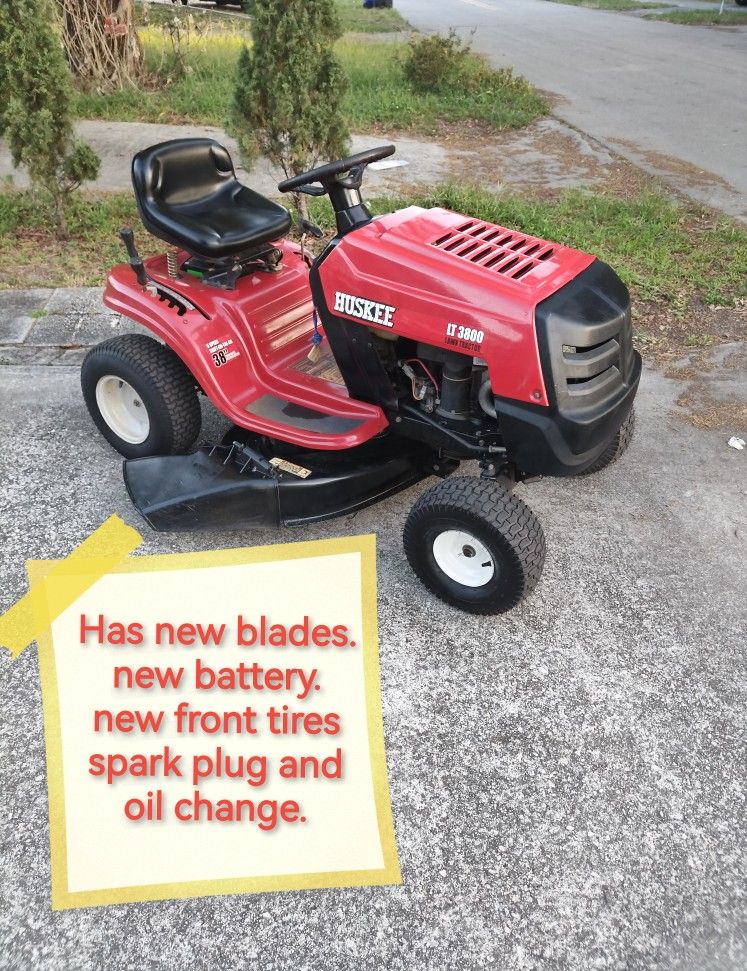 Gas Riding Lawn Mower with New Blades And New Battery $850 Firm!!!