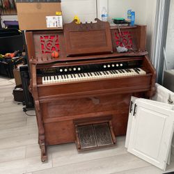 Antique organ - Working Status Unknown 