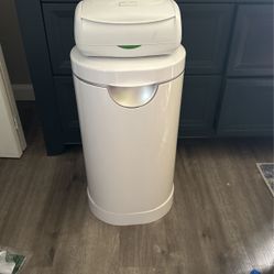 Diaper Trashcan And Wipe Warmer