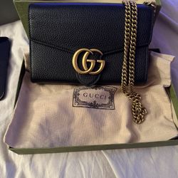 Gucci GG Black Marmont Crossbody Bag 