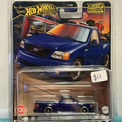 Hot Wheels Premium Boulevard Blue Ford F150 Svt Lightning 