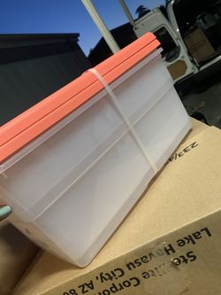 Container