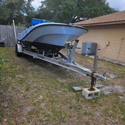 1971 Boston Whaler Outrage