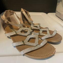 Steve Madden Tan Jeweled Strappy Flat Sandals Size 8.5