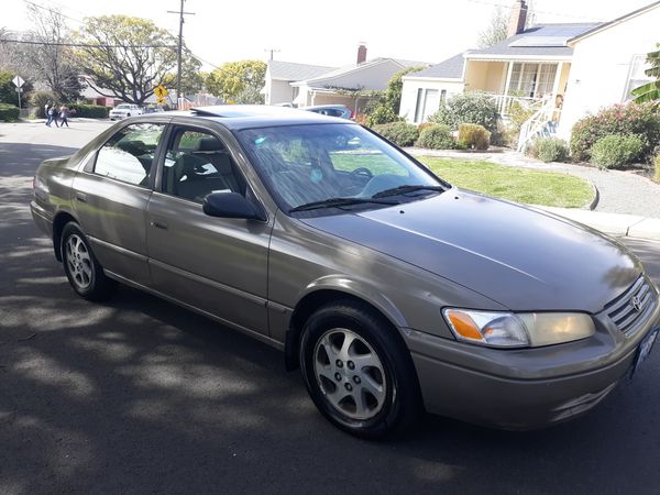 2000 Toyota Camry Xle Smog Runs Great Gas Saver For Sale In
