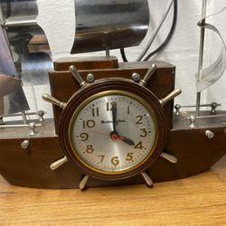 1941 United Yankee Clipper Clock