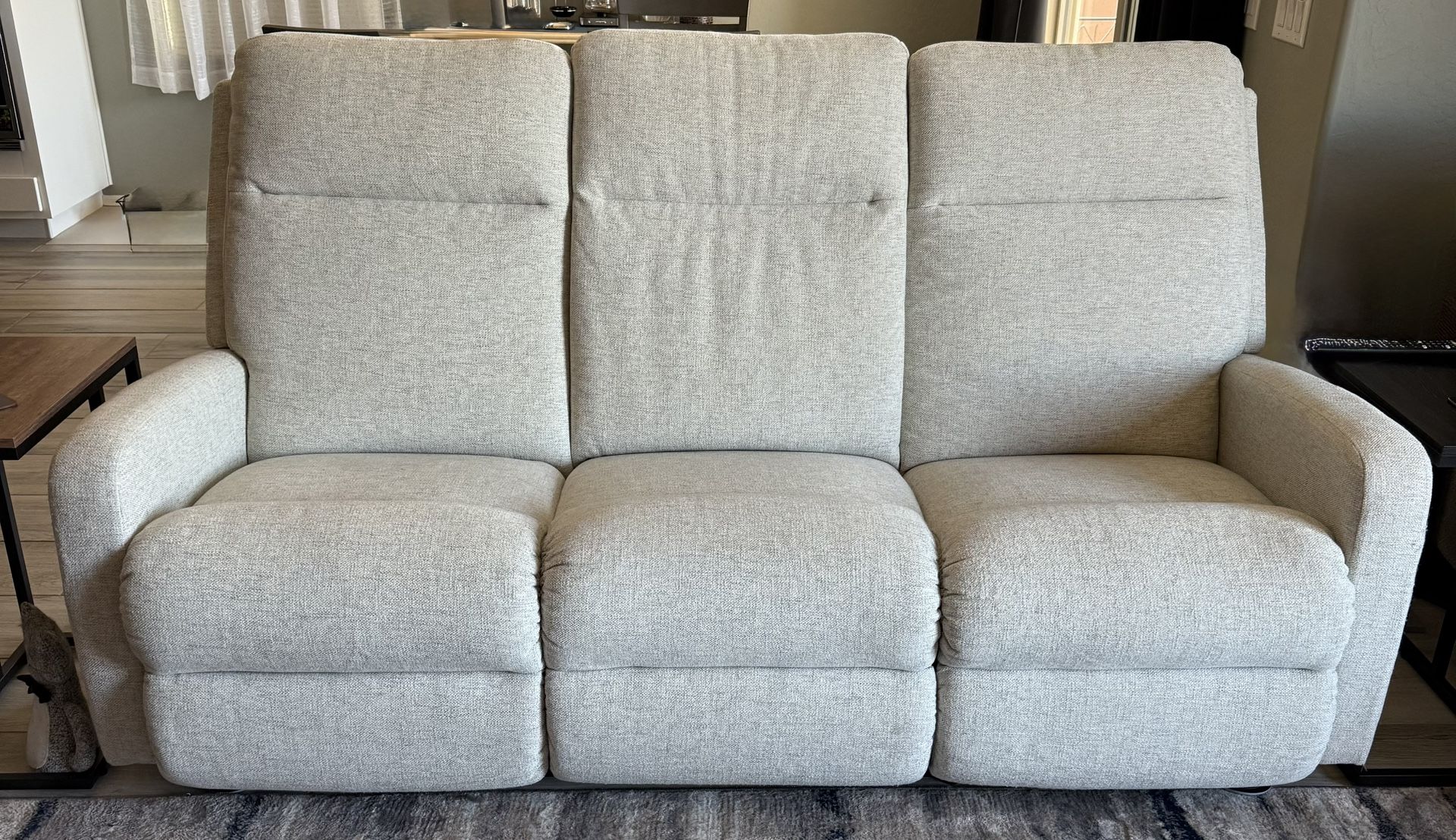 Laz Y Boy Powered Sofa Recliner