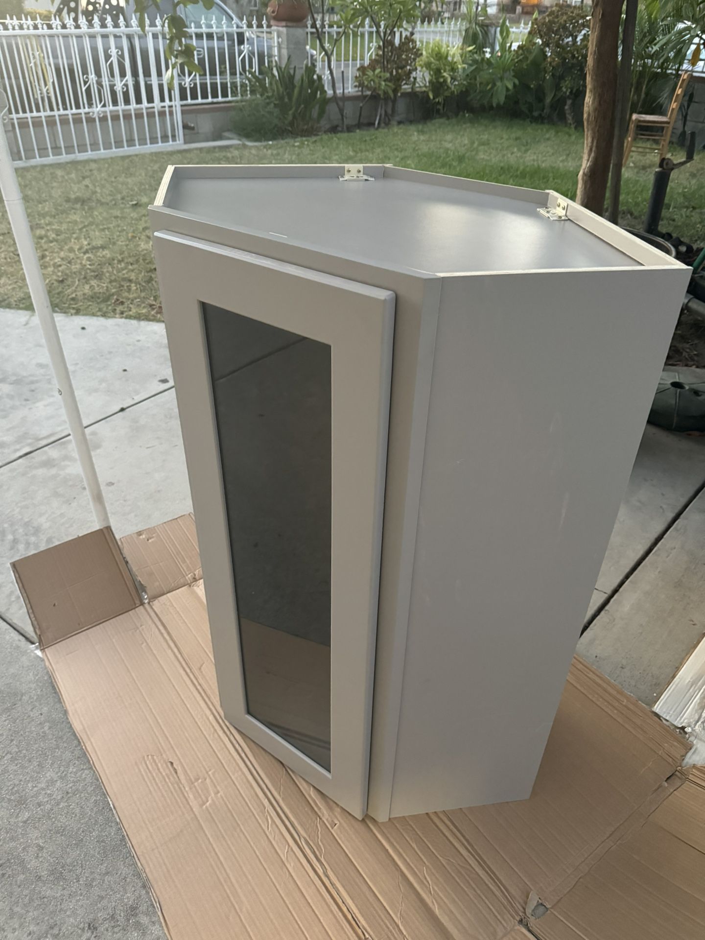Kitchen Wall corners! New! Glass door! 3 sizes available! Light Grey Shaker!👁️👁️