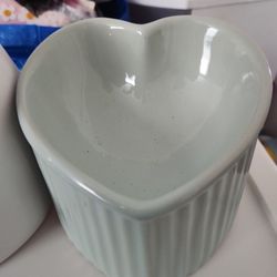 CAT O DOG BOWL  $5each