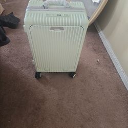 Brand New Nobtravel All In 1 Suitecase