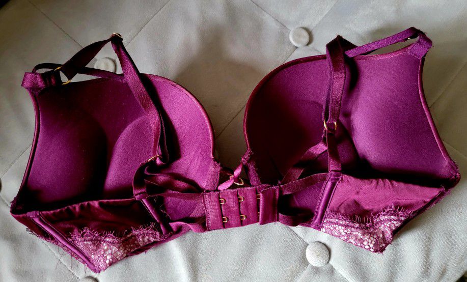 Victoria's Secret Bombshell Plunge Padded Bra 34D for Sale in